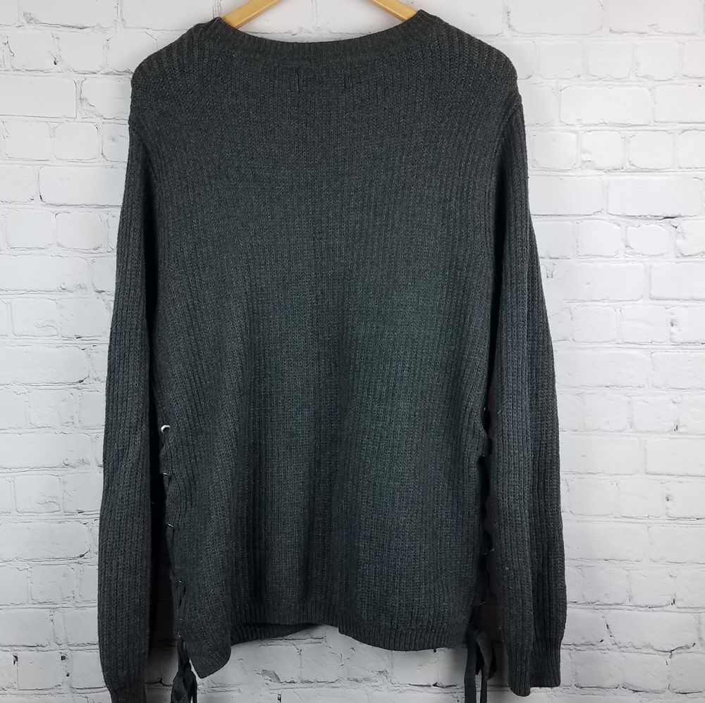 Ruby Moon Oversized Sweater - Picture 7 of 10
